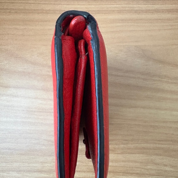 Michael Kors Scarlet Leather Wallet with Gold Accent - Picture 2 of 11